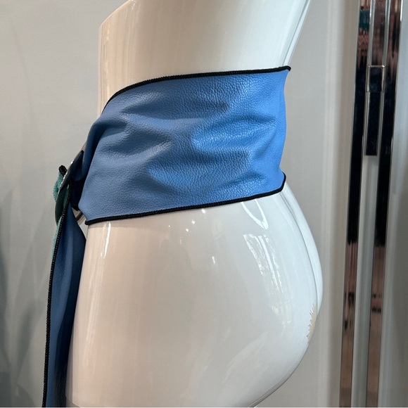 Lisa Drader-Murphy Statement Cincher Belt - Picture 8 of 12